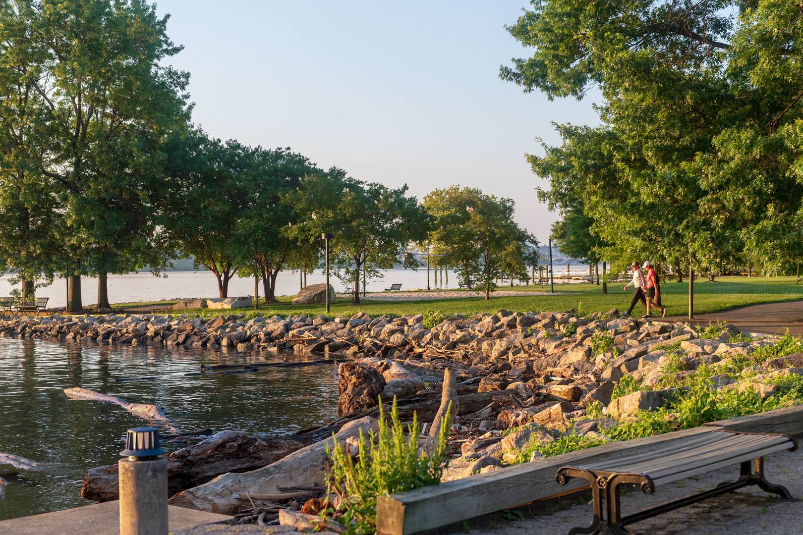 Current_LuxuryApartmentCommunity_AlexandriaVA
