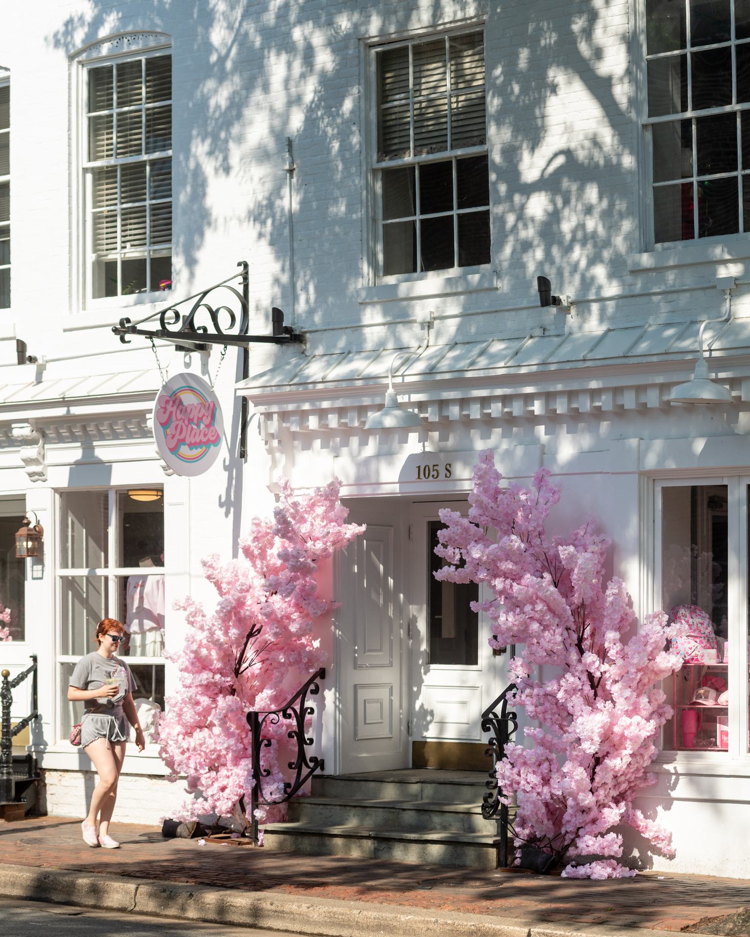 Current_LuxuryApartmentCommunity_AlexandriaVA