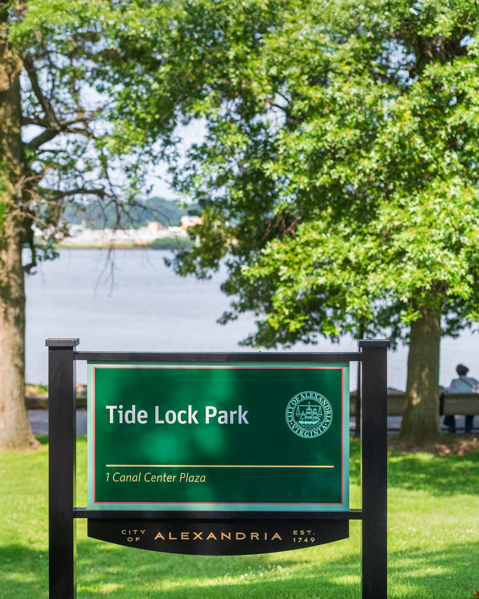 Current_LuxuryApartmentCommunity_AlexandriaVA