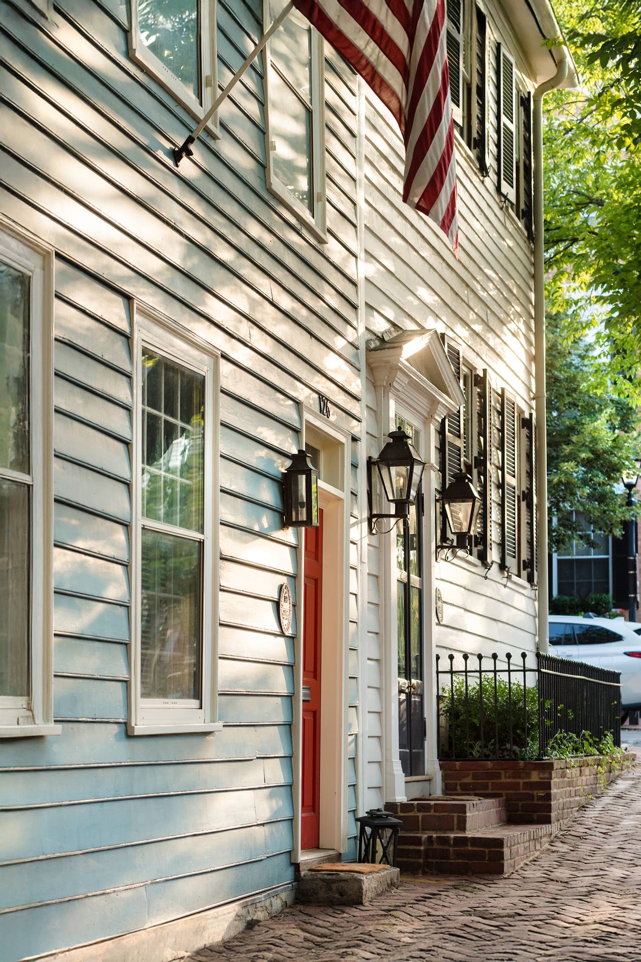 Current_LuxuryApartmentCommunity_AlexandriaVA